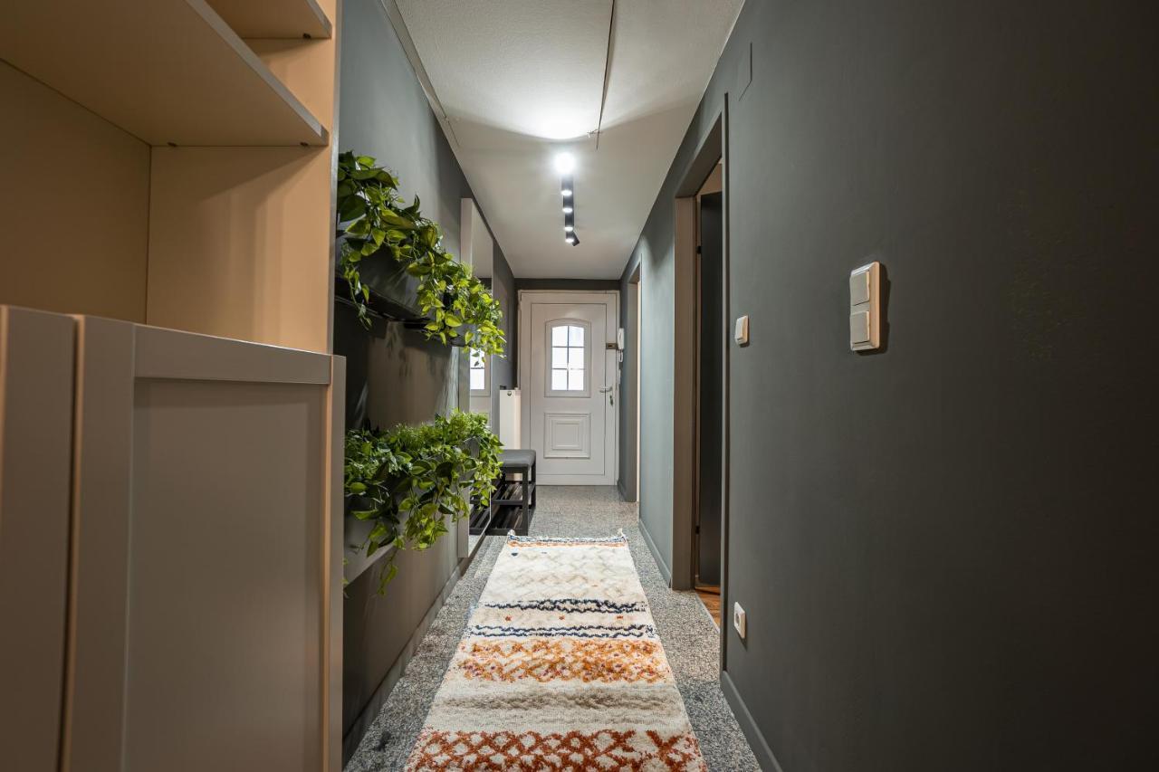 Brand-New Double Bedroom Apartment Wina Bagian luar foto